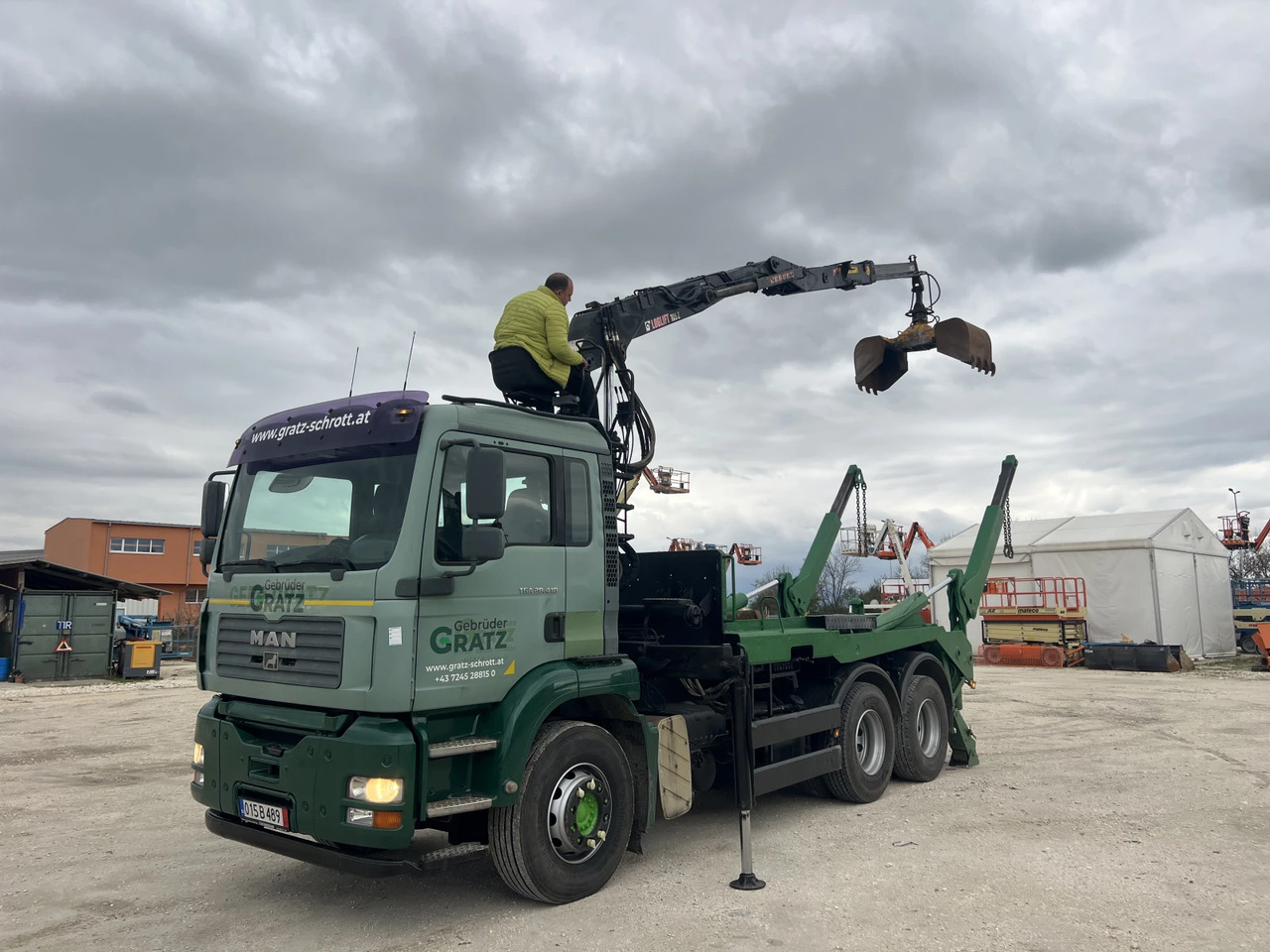 Madelveok/ Platvormveok, Kraanaga veoauto Volvo Fh 12 6х6, Кран, Нов внос: pilt 16