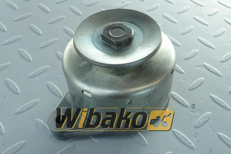 Alternator for engine Kubota D722 15531-64010 - Generaator: pilt 1 Alternator for engine Kubota D722 15531-64010 - Generaator: pilt 1