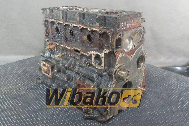 Block Engine / Motor Isuzu 4BD1 PTA-24 95D05 - Silindriplokk - Ehitusmasinad: pilt 1 Block Engine / Motor Isuzu 4BD1 PTA-24 95D05 - Silindriplokk - Ehitusmasinad: pilt 1