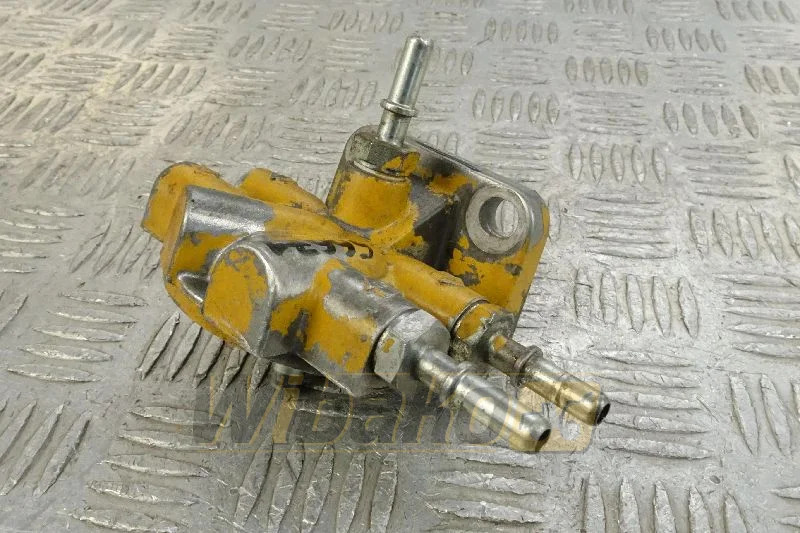 Caterpillar 309-1481 - Kütusefilter - Ehitusmasinad: pilt 1 Caterpillar 309-1481 - Kütusefilter - Ehitusmasinad: pilt 1