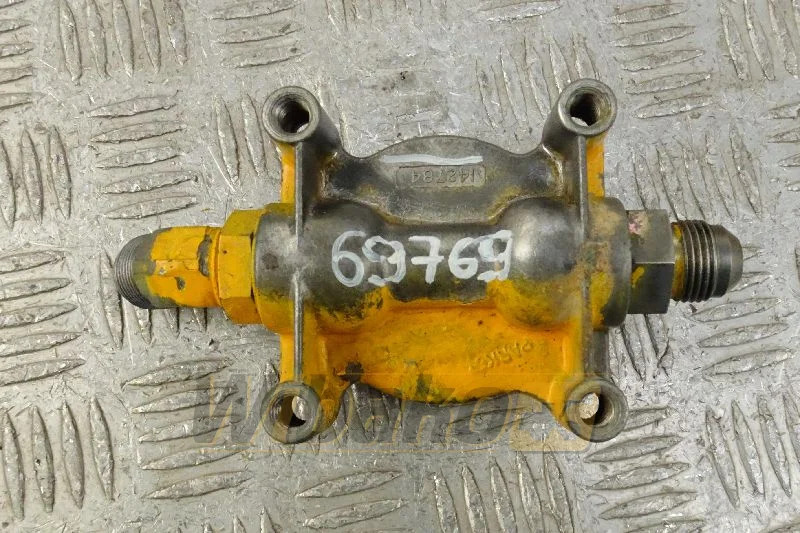 Cummins 142784 - Kütusefilter - Ehitusmasinad: pilt 1 Cummins 142784 - Kütusefilter - Ehitusmasinad: pilt 1