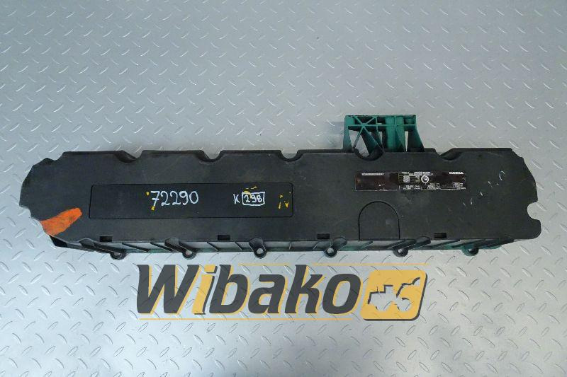 Cylinder head cover Deutz 04904715KZ - Mootor ja varuosad - Ehitusmasinad: pilt 1 Cylinder head cover Deutz 04904715KZ - Mootor ja varuosad - Ehitusmasinad: pilt 1