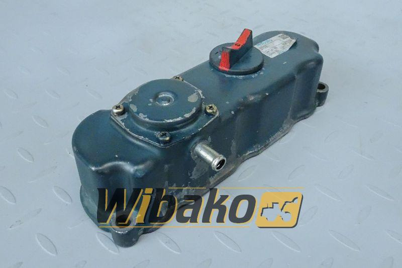 Cylinder head cover for engine Kubota D722 1G958-14504 - Mootori pea - Ehitusmasinad: pilt 1 Cylinder head cover for engine Kubota D722 1G958-14504 - Mootori pea - Ehitusmasinad: pilt 1
