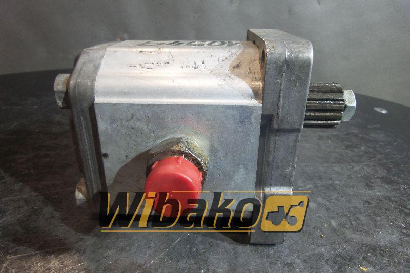 Gear pump Lamborghini MLPS/C/220/C 27/09/99 - Hüdrauliline pump - Ehitusmasinad: pilt 2 Gear pump Lamborghini MLPS/C/220/C 27/09/99 - Hüdrauliline pump - Ehitusmasinad: pilt 2