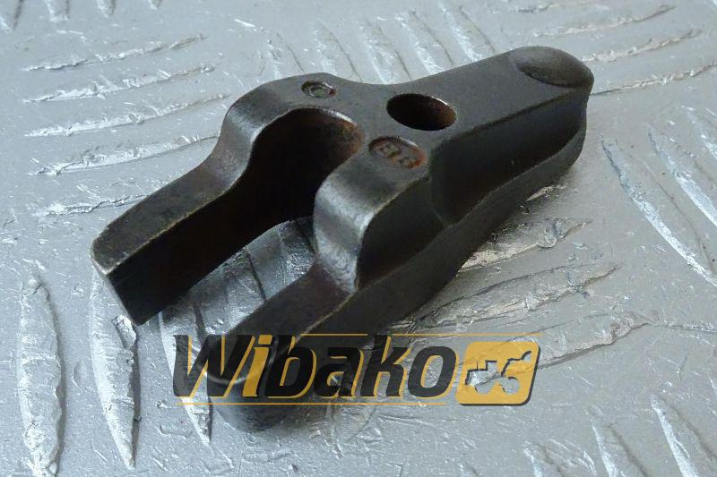 Injector holder Deutz 04289835 - Sissepritse - Ehitusmasinad: pilt 1 Injector holder Deutz 04289835 - Sissepritse - Ehitusmasinad: pilt 1