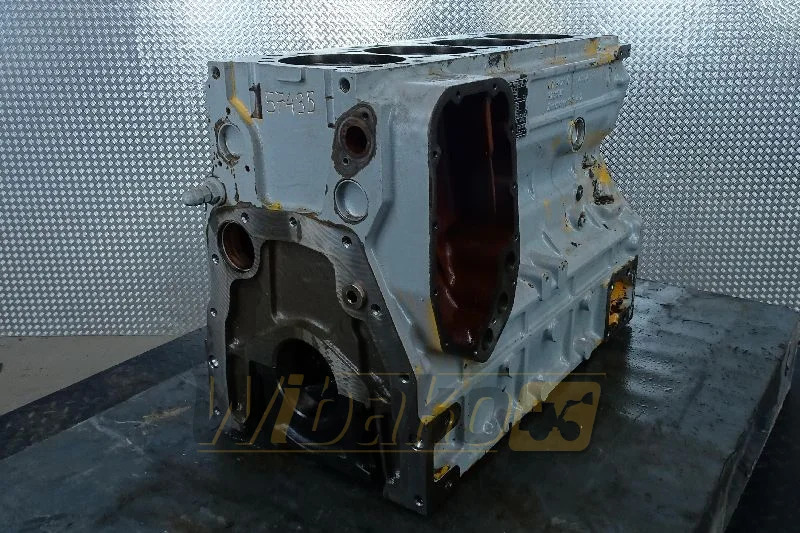 Liebherr 9268957 - Silindriplokk - Ehitusmasinad: pilt 1 Liebherr 9268957 - Silindriplokk - Ehitusmasinad: pilt 1