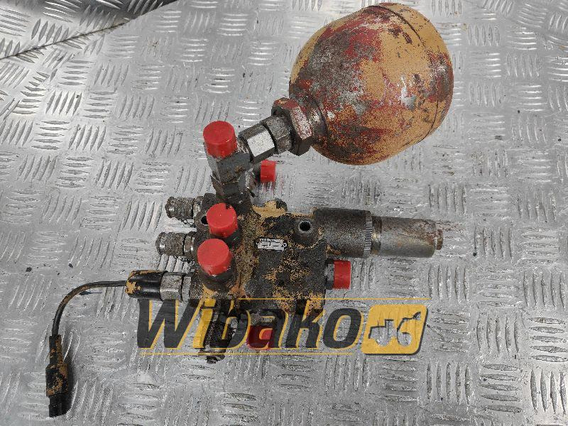 Valves set Wabco 4773970170 - Hüdrauliline klapp - Ehitusmasinad: pilt 1 Valves set Wabco 4773970170 - Hüdrauliline klapp - Ehitusmasinad: pilt 1