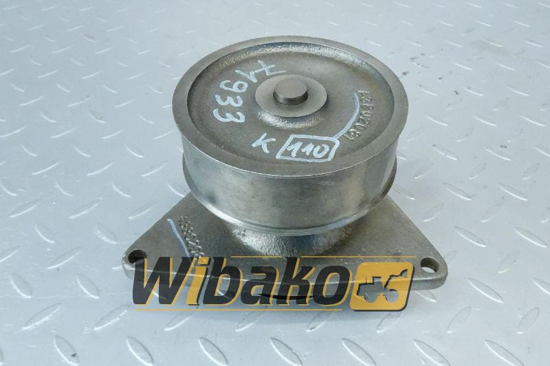 Water pump KMP 6CT 3806180 - Jahutusvedeliku pump - Ehitusmasinad: pilt 1 Water pump KMP 6CT 3806180 - Jahutusvedeliku pump - Ehitusmasinad: pilt 1