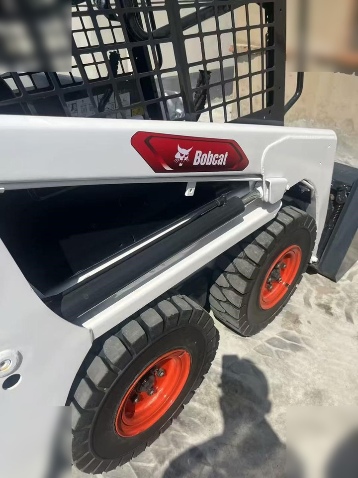 BOBCAT S70 - Kompaktlaadur: pilt 2 BOBCAT S70 - Kompaktlaadur: pilt 2
