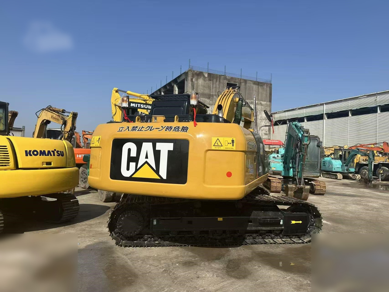 CATERPILLAR 320D2L - Lintekskavaator: pilt 2 CATERPILLAR 320D2L - Lintekskavaator: pilt 2