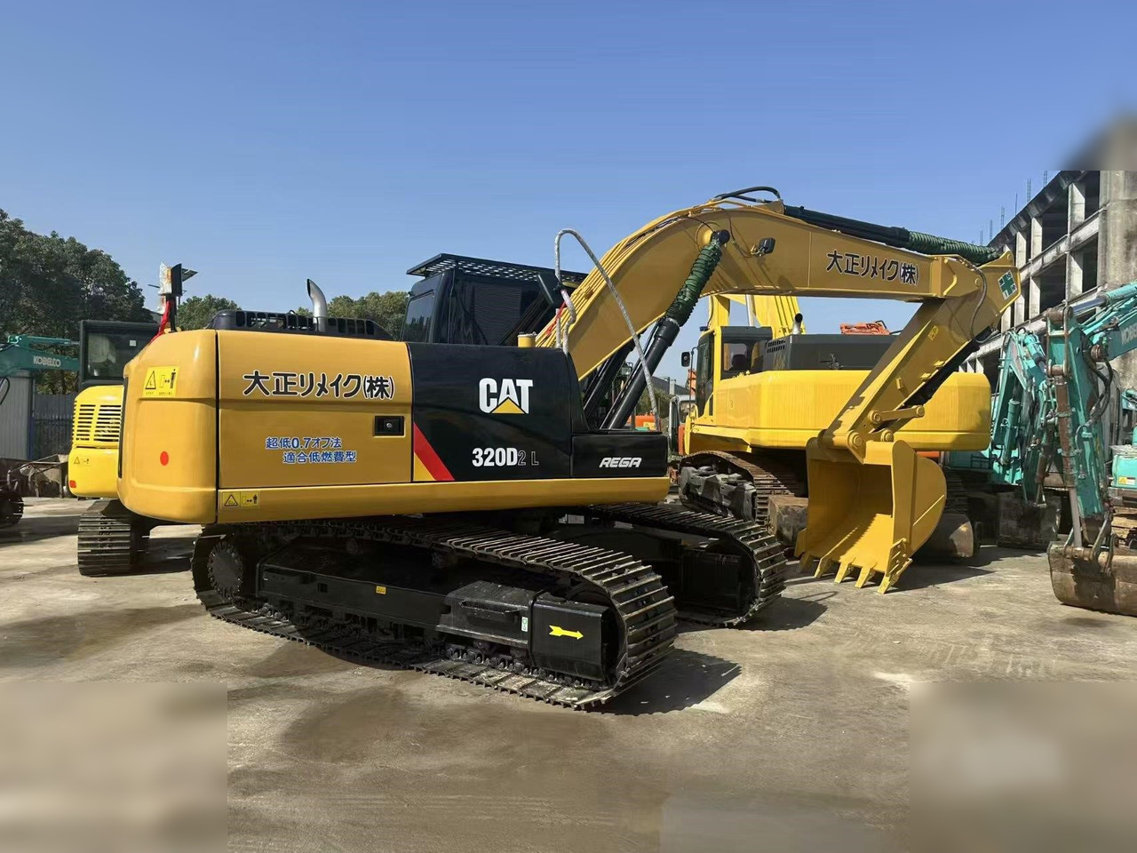 CATERPILLAR 320D2L - Lintekskavaator: pilt 1 CATERPILLAR 320D2L - Lintekskavaator: pilt 1