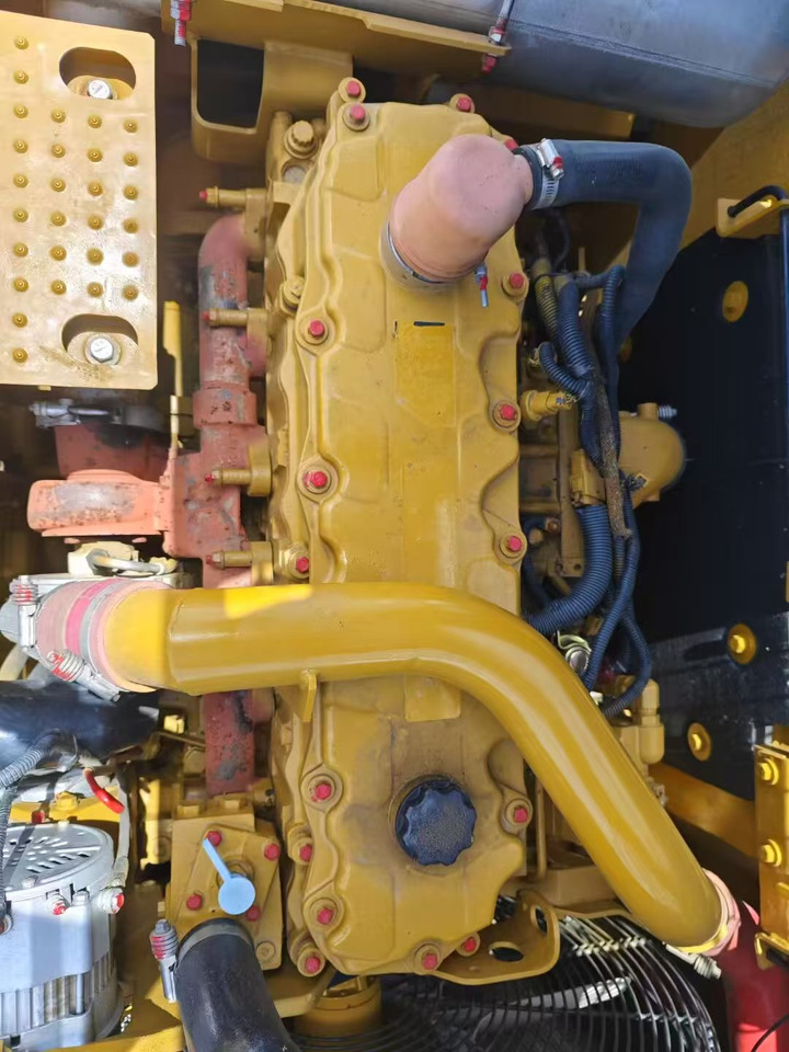 CATERPILLAR 329D - Lintekskavaator: pilt 4 CATERPILLAR 329D - Lintekskavaator: pilt 4