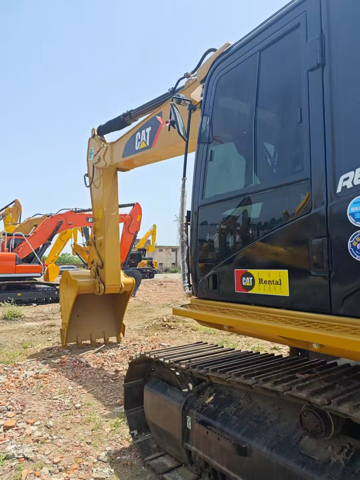 CATERPILLAR 329D - Lintekskavaator: pilt 2 CATERPILLAR 329D - Lintekskavaator: pilt 2