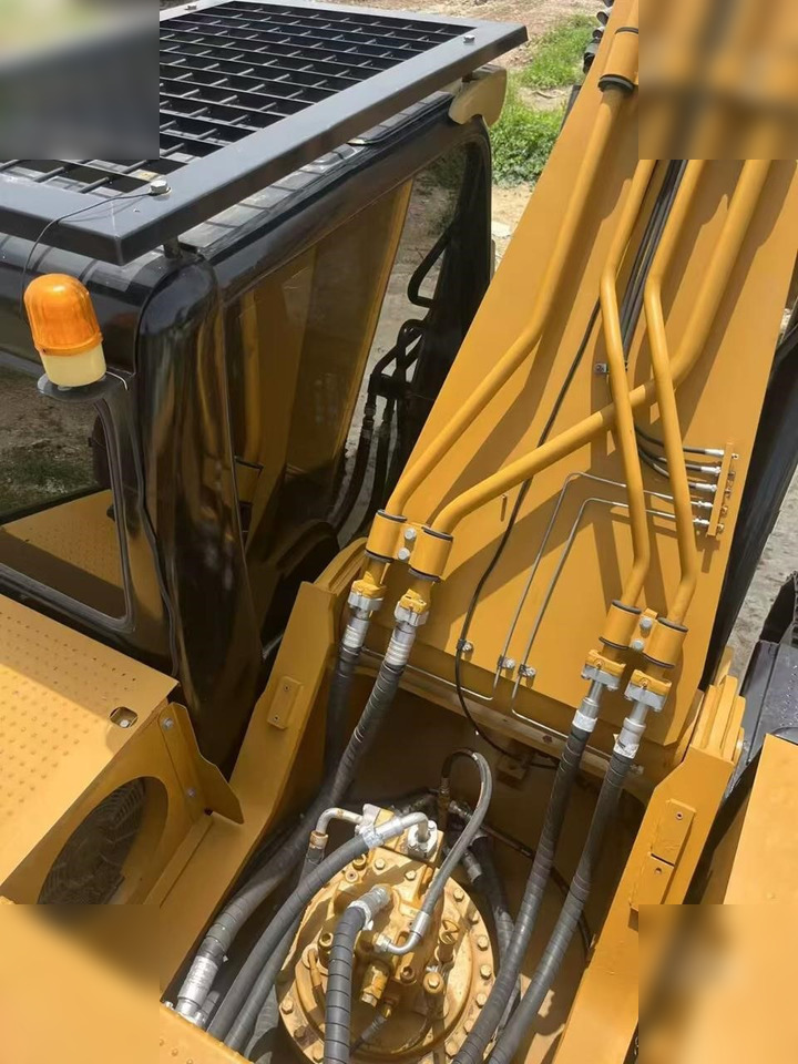 CATERPILLAR 330D2 - Lintekskavaator: pilt 5 CATERPILLAR 330D2 - Lintekskavaator: pilt 5