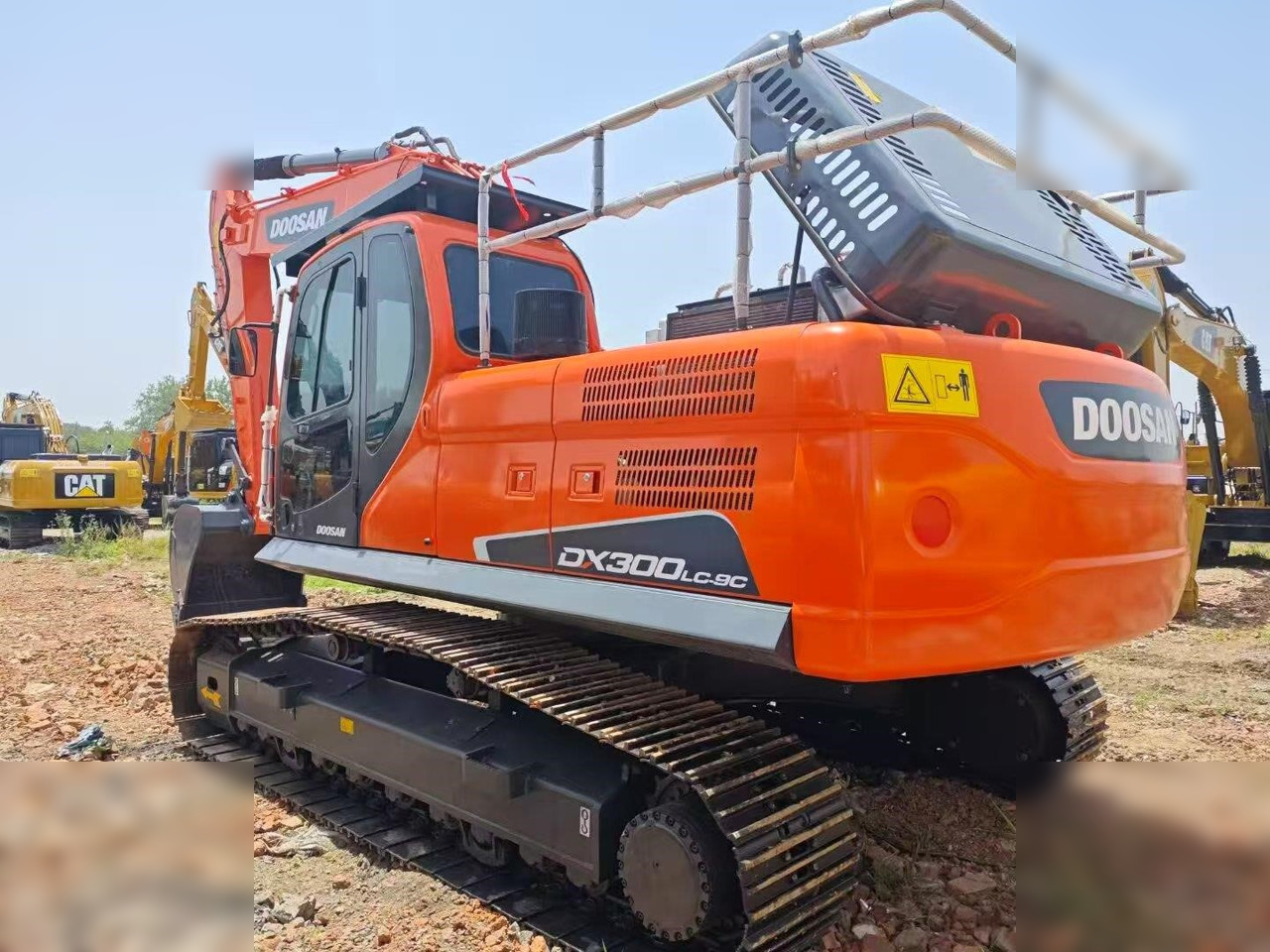 DOOSAN DX300 LC - Lintekskavaator: pilt 5 DOOSAN DX300 LC - Lintekskavaator: pilt 5