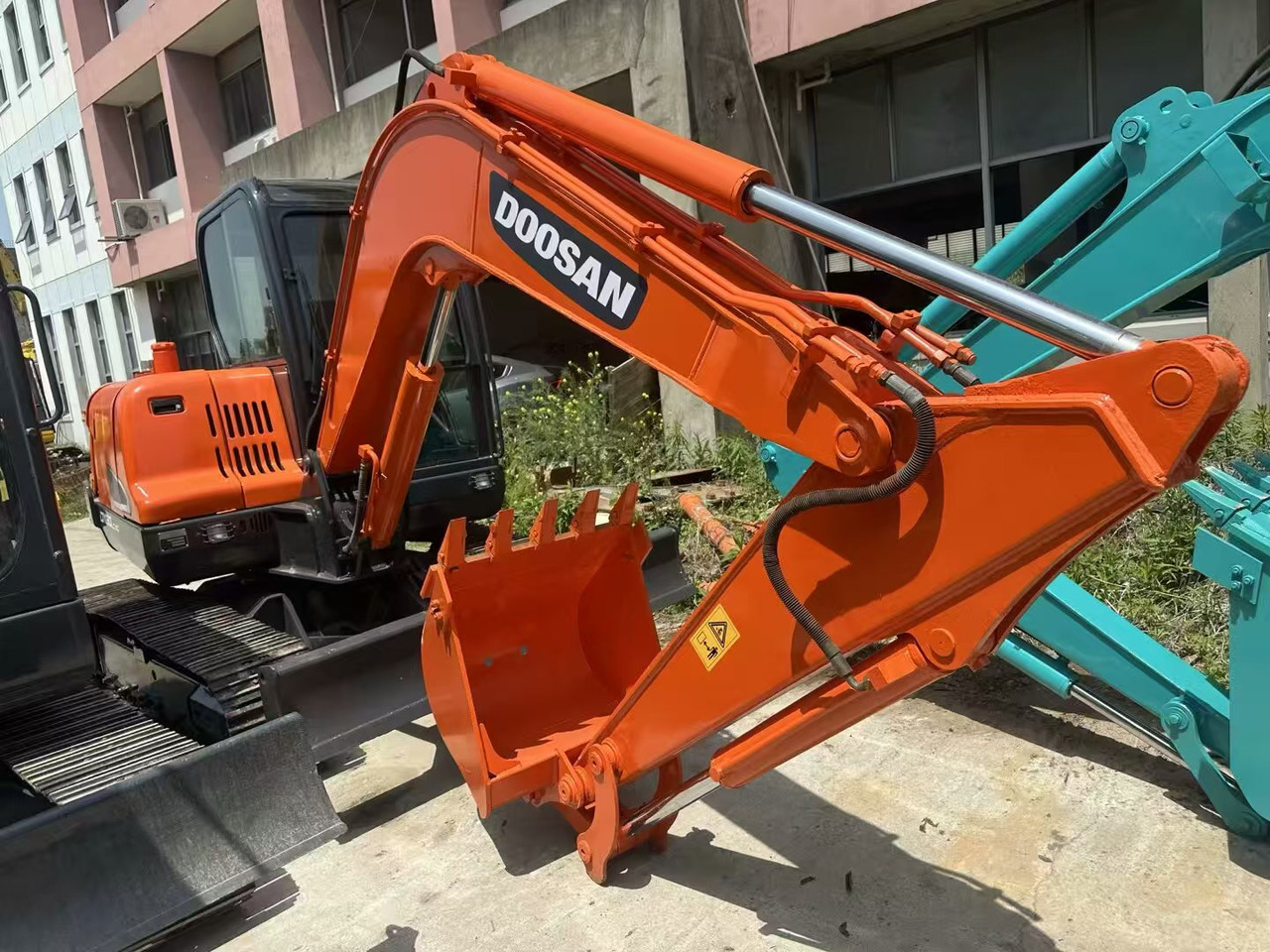 Uus Lintekskavaator DOOSAN DX60: pilt 15
