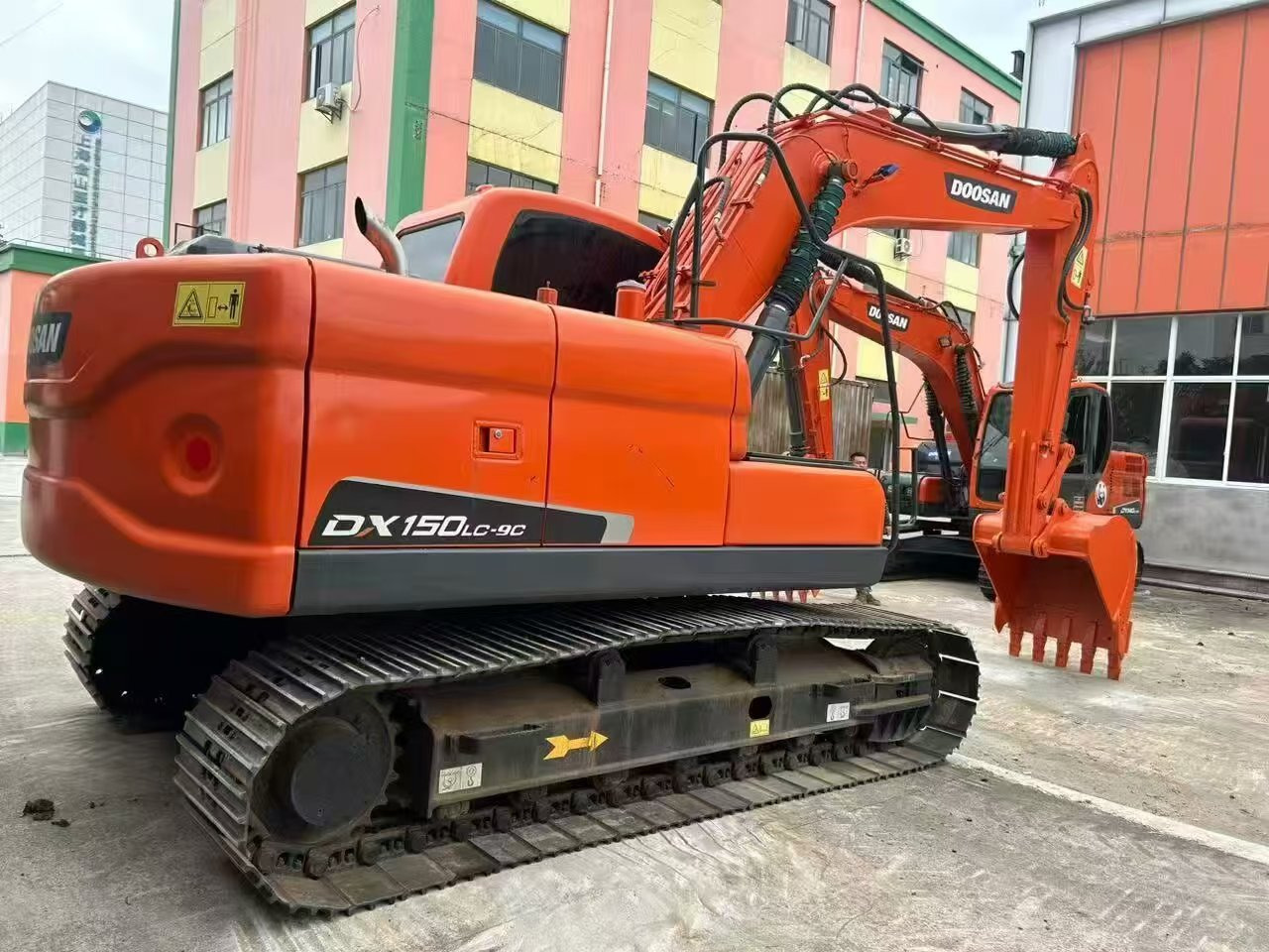 Doosan DX150 - Lintekskavaator: pilt 4 Doosan DX150 - Lintekskavaator: pilt 4