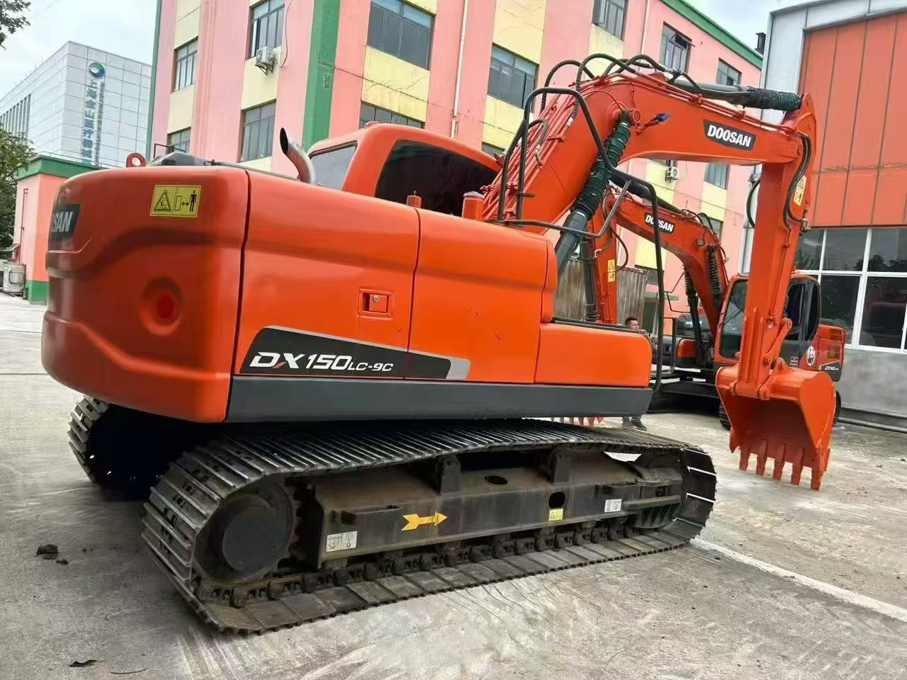 Doosan DX150 - Lintekskavaator: pilt 2 Doosan DX150 - Lintekskavaator: pilt 2