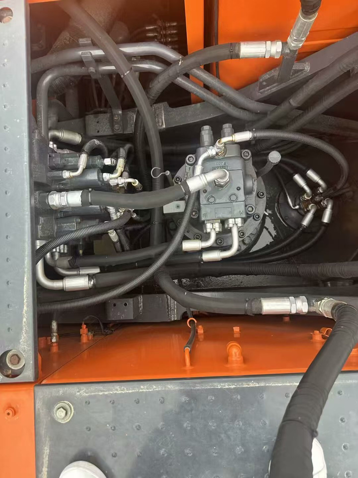 Doosan DX225LC-9C - Lintekskavaator: pilt 4 Doosan DX225LC-9C - Lintekskavaator: pilt 4