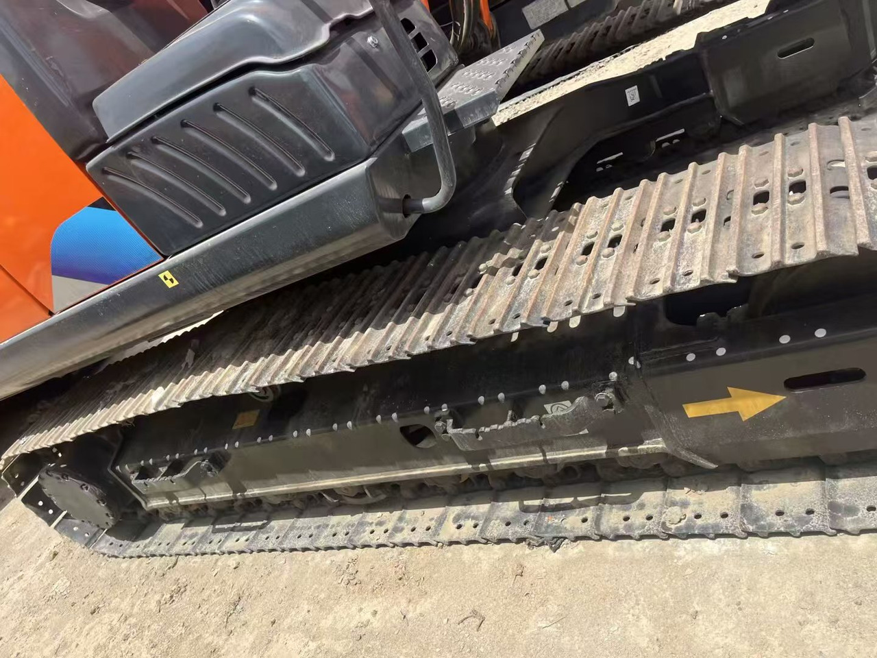 Lintekskavaator HITACHI ZX130: pilt 9