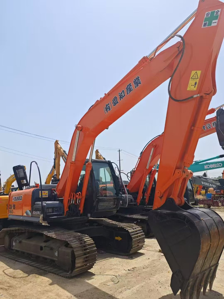HITACHI ZX160 - Lintekskavaator: pilt 4 HITACHI ZX160 - Lintekskavaator: pilt 4