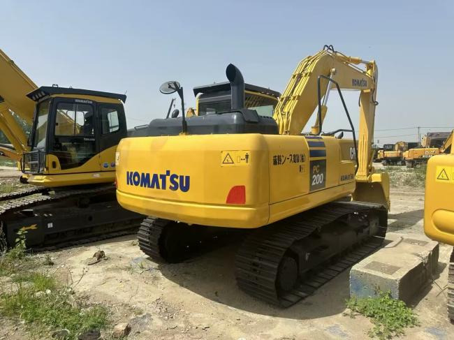 KOMATSU 200-8 - Lintekskavaator: pilt 4 KOMATSU 200-8 - Lintekskavaator: pilt 4