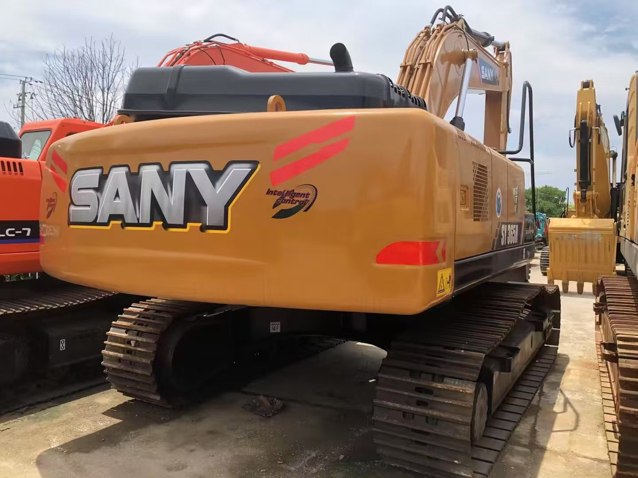 SANY SY365H - Lintekskavaator: pilt 1 SANY SY365H - Lintekskavaator: pilt 1