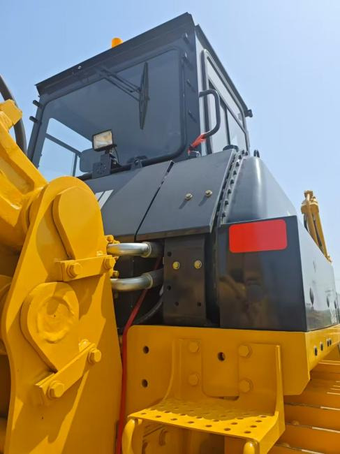 Buldooser SHANTUI SD22: pilt 8