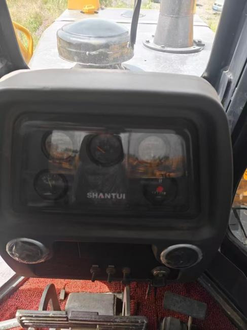 Buldooser SHANTUI SD22: pilt 6