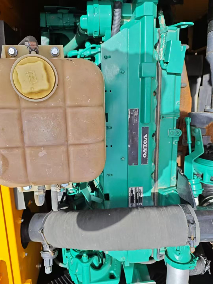 Volvo EC2500L - Lintekskavaator: pilt 5 Volvo EC2500L - Lintekskavaator: pilt 5