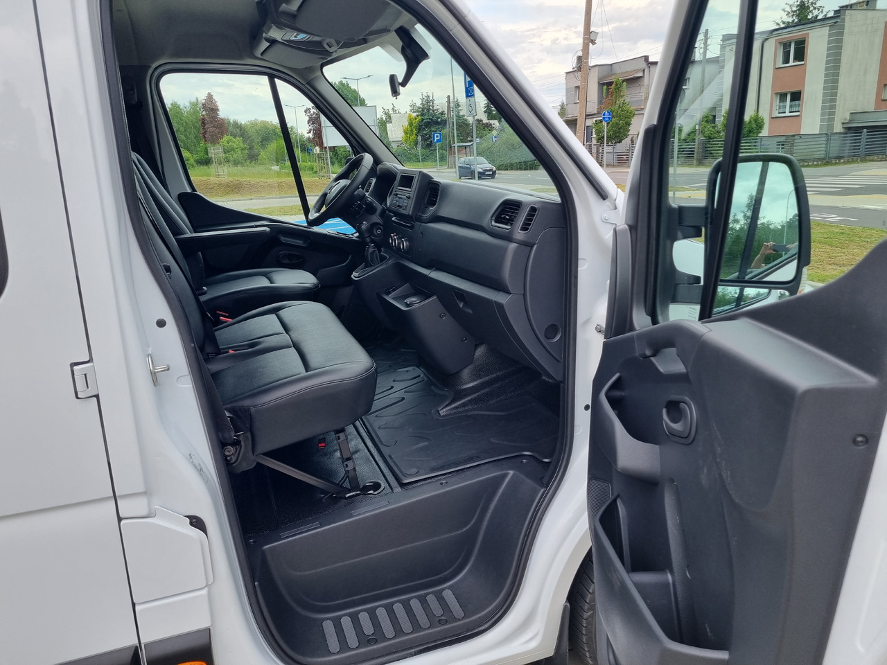 Tarbesõiduk furgoon RENAULT Master: pilt 21