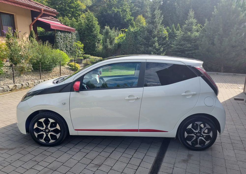 Toyota Aygo 1.0 VVT-i Sprint EU6 - Auto: pilt 4 Toyota Aygo 1.0 VVT-i Sprint EU6 - Auto: pilt 4