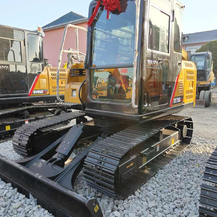 China Brand Used Sany Sy75c Mini Excavator 6ton Crawler Earth Digger Machine for Sale - Miniekskavaator: pilt 1 China Brand Used Sany Sy75c Mini Excavator 6ton Crawler Earth Digger Machine for Sale - Miniekskavaator: pilt 1