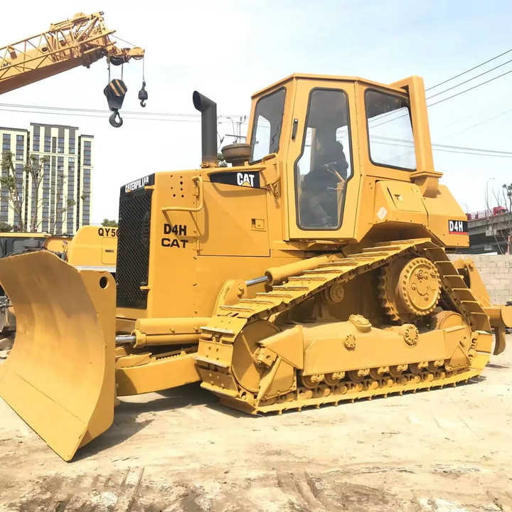 Good Condition D4H Bulldozer New Crawler Bulldozer with Parts Price Bulldozers - Buldooser: pilt 1 Good Condition D4H Bulldozer New Crawler Bulldozer with Parts Price Bulldozers - Buldooser: pilt 1