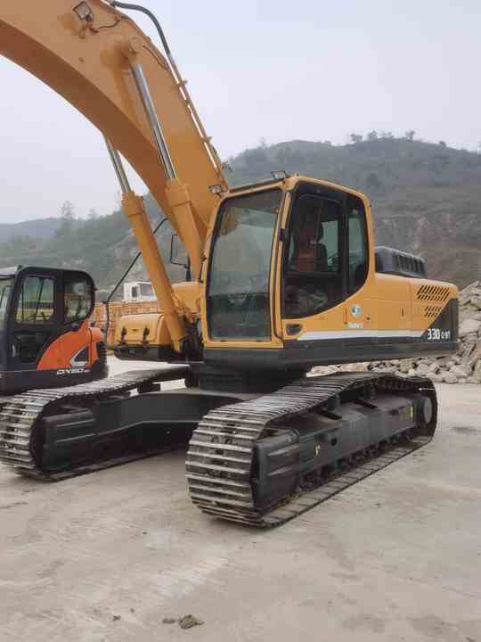 Heavy Construction Equipment Crawler Excavator HYUNDAI R330 Used Machine for Sale - Lintekskavaator: pilt 4 Heavy Construction Equipment Crawler Excavator HYUNDAI R330 Used Machine for Sale - Lintekskavaator: pilt 4