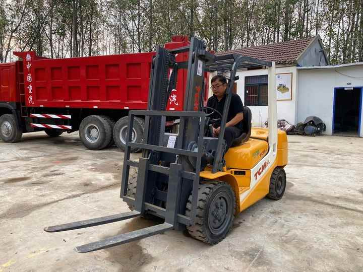 Japanese Forklifts Telehandler Used TCM Forklift Diesel Forklift 3Ton Pallet Truck - Kahveltõstuk: pilt 5 Japanese Forklifts Telehandler Used TCM Forklift Diesel Forklift 3Ton Pallet Truck - Kahveltõstuk: pilt 5