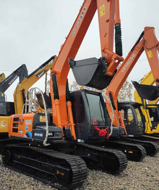 Original Hitachi ZX120 Crawler Excavator Low Hours Perfect for Various Projects Available Used Excavators for Sale - Lintekskavaator: pilt 2 Original Hitachi ZX120 Crawler Excavator Low Hours Perfect for Various Projects Available Used Excavators for Sale - Lintekskavaator: pilt 2