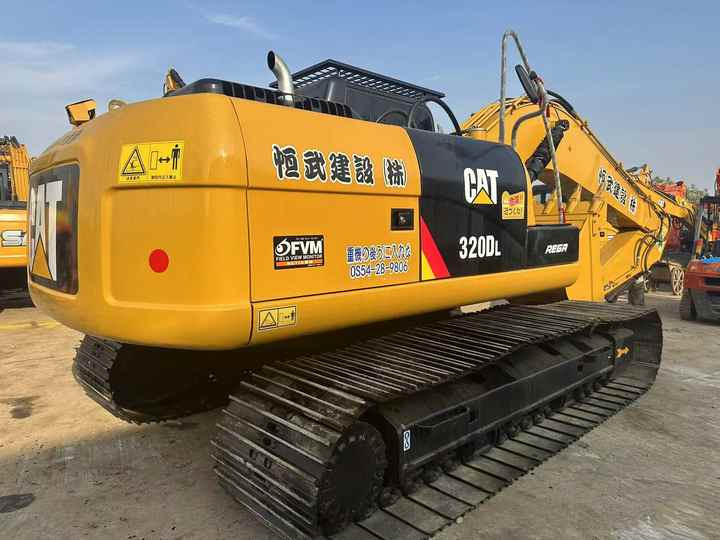 Original Made Used Cat 320D Crawler Caterpillar Excavator Hydraulic Machine Caterpillar Digger Cat 320d Used Excavators - Lintekskavaator: pilt 3 Original Made Used Cat 320D Crawler Caterpillar Excavator Hydraulic Machine Caterpillar Digger Cat 320d Used Excavators - Lintekskavaator: pilt 3