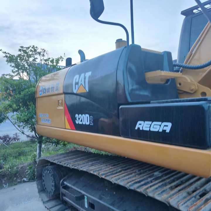 Reasonable Price Japan Original 330d2 Caterpillar Excavator CAT USED 329D2 320D2 325D 315D Excavator - Lintekskavaator: pilt 3 Reasonable Price Japan Original 330d2 Caterpillar Excavator CAT USED 329D2 320D2 325D 315D Excavator - Lintekskavaator: pilt 3