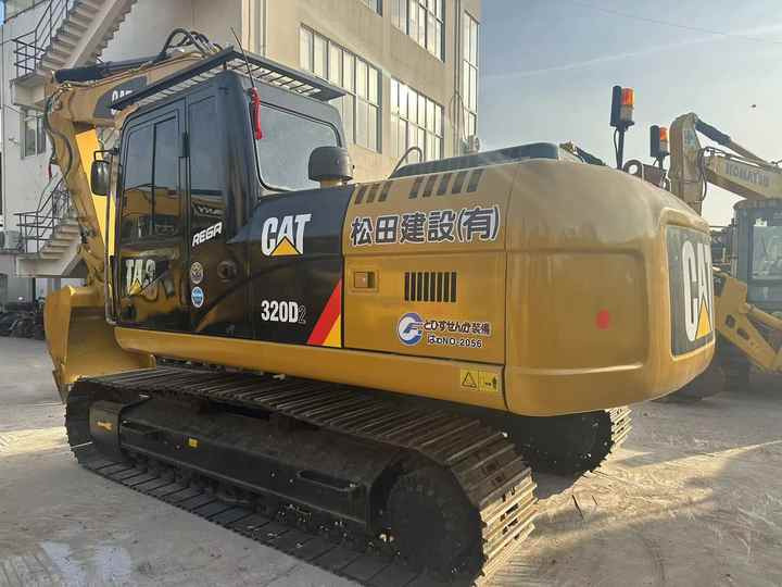 Second Hand Excavator 320D Used Low Price Caterpillar CAT 312D 315D 320D 325D in Good Condition - Lintekskavaator: pilt 3 Second Hand Excavator 320D Used Low Price Caterpillar CAT 312D 315D 320D 325D in Good Condition - Lintekskavaator: pilt 3