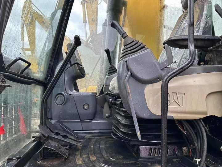 Used Caterpillar 323d Excavator for Sale Original Caterpillar 320 330 323 336d Excavator on Sale - Lintekskavaator: pilt 5 Used Caterpillar 323d Excavator for Sale Original Caterpillar 320 330 323 336d Excavator on Sale - Lintekskavaator: pilt 5