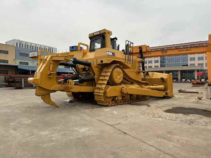 Used Caterpillar D10R Large Crawler Bulldozer Superior Performance Running Working Condition CAT D10R Bulldozer Hot Sale - Buldooser: pilt 5 Used Caterpillar D10R Large Crawler Bulldozer Superior Performance Running Working Condition CAT D10R Bulldozer Hot Sale - Buldooser: pilt 5