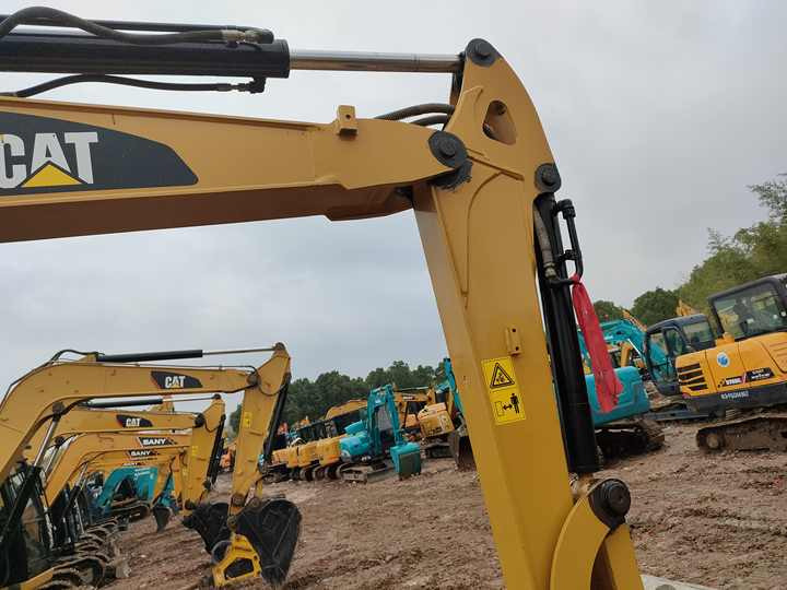 Used Digger CAT 305.5E Construction Machinery Construction Digger Used CAT 305.5E Cheap Excavator - Miniekskavaator: pilt 5 Used Digger CAT 305.5E Construction Machinery Construction Digger Used CAT 305.5E Cheap Excavator - Miniekskavaator: pilt 5