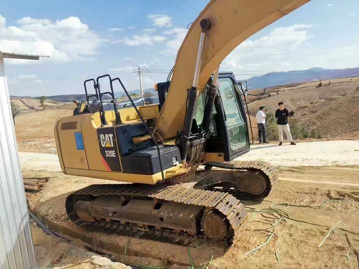 Used Digger CAT 320E Construction Machinery Construction Digger UsedCAT 320E Cheap Excavator - Lintekskavaator: pilt 2 Used Digger CAT 320E Construction Machinery Construction Digger UsedCAT 320E Cheap Excavator - Lintekskavaator: pilt 2