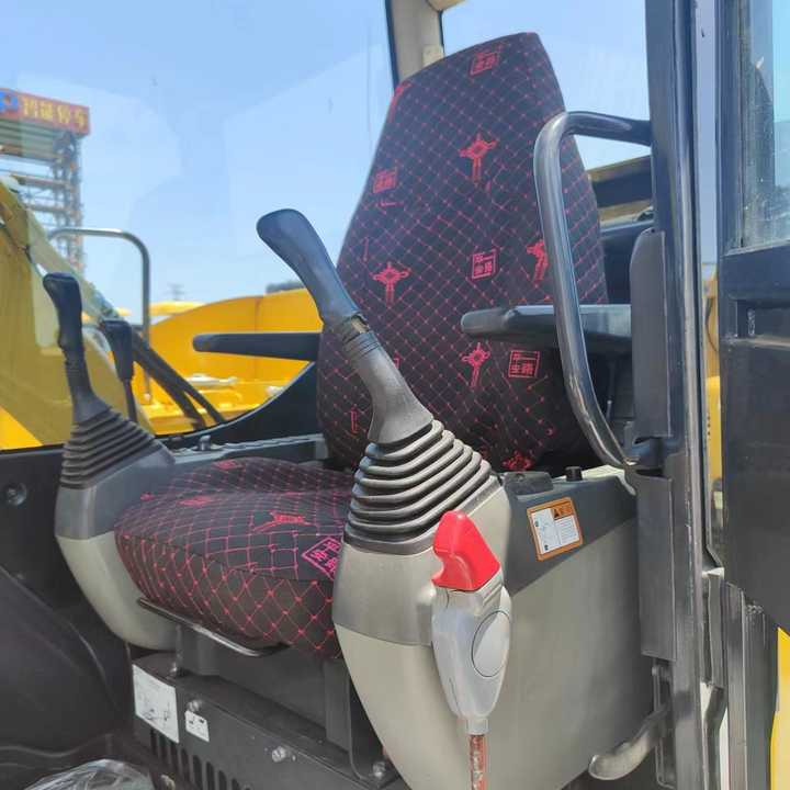 Used Excavator KOMATSU PC70-8 Construction Machinery Excavator PC70-8 PC60 PC70 Excavators for Sale at Negotiable Price - Lintekskavaator: pilt 5 Used Excavator KOMATSU PC70-8 Construction Machinery Excavator PC70-8 PC60 PC70 Excavators for Sale at Negotiable Price - Lintekskavaator: pilt 5