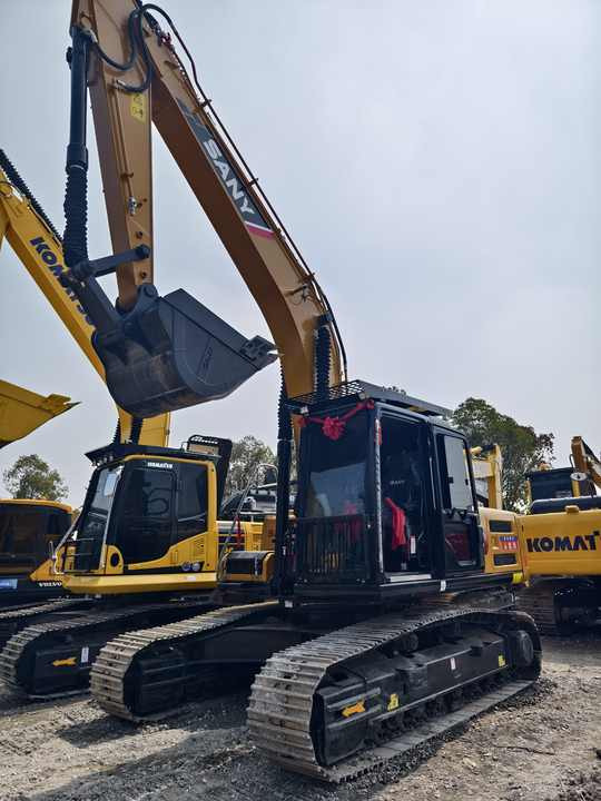 Used Heavy Construction Equipment Sany Sy215 Excavator Used Machine - Lintekskavaator: pilt 2 Used Heavy Construction Equipment Sany Sy215 Excavator Used Machine - Lintekskavaator: pilt 2