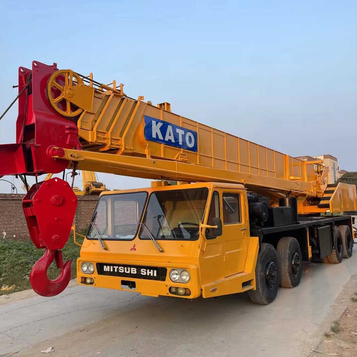 Used Heavy Construction Equipment kato 50 Tons Second Hand Mobile Crane Used Machine Hot Sale - Autokraana: pilt 1 Used Heavy Construction Equipment kato 50 Tons Second Hand Mobile Crane Used Machine Hot Sale - Autokraana: pilt 1