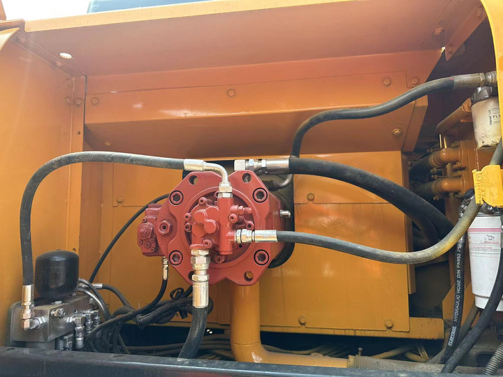 Used Korea Brand hyundai 305-9 Excavator 30tons with High Power and Excellent Performance Hot Sale - Lintekskavaator: pilt 2 Used Korea Brand hyundai 305-9 Excavator 30tons with High Power and Excellent Performance Hot Sale - Lintekskavaator: pilt 2