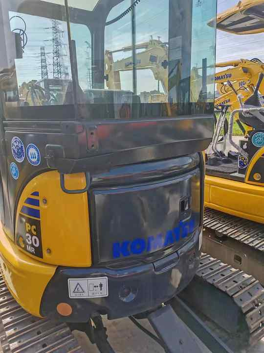 Used komatsu Mini Pc30 Mini 3tons Excavator komatsu Pc 30 35 40 55 Mini Digger in Stock for Sale - Lintekskavaator: pilt 3 Used komatsu Mini Pc30 Mini 3tons Excavator komatsu Pc 30 35 40 55 Mini Digger in Stock for Sale - Lintekskavaator: pilt 3