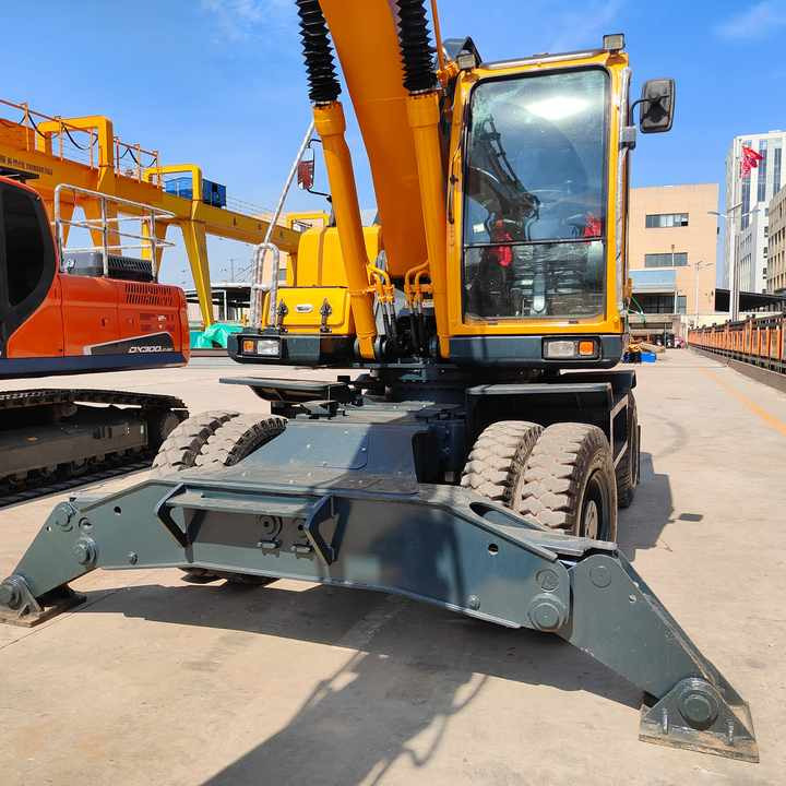 Well-Maintained Hyundai 210-9Used Wheel Excavator Construction Machine | No Major Repairs | Price Negotiable - Ratastel ekskavaator: pilt 4 Well-Maintained Hyundai 210-9Used Wheel Excavator Construction Machine | No Major Repairs | Price Negotiable - Ratastel ekskavaator: pilt 4